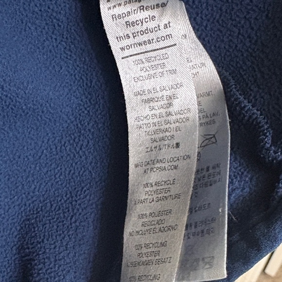 Patagonia Dark Blue Fleece Jacket - Picture 5 of 9
